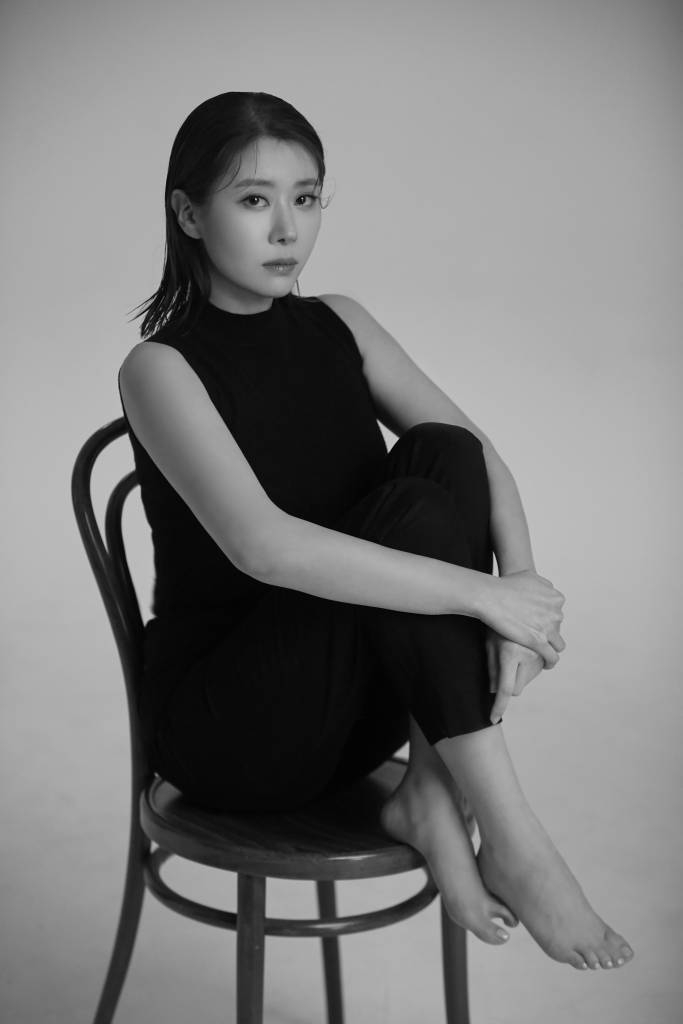 영화 'B컷'(감독 김진영)의 주연배우 전세현이 29일 오후 화상으로 진행된 화상인터뷰를 위해 포즈를 취하고 있다. 일명 탐정까기로 한탕을 꿈꾸던 스마트폰 사설수리업자 승현이 유력 대선후보의 비밀이 담긴 핸드폰을 손에 넣으면서 벌어지는 디지털 범죄 스릴러 영화 'B컷'은 오는 30일 개봉된다. /사진제공=TCO㈜더콘텐츠온 2022.03.29