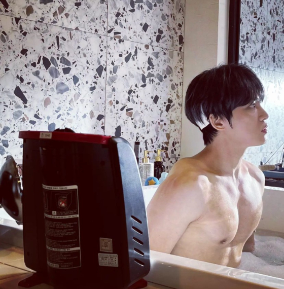 /사진=김재중 인스타그램