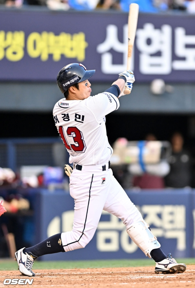 21일까지 타율 4위에 오르며 선전하고 있는 두산 허경민. /사진=OSEN
