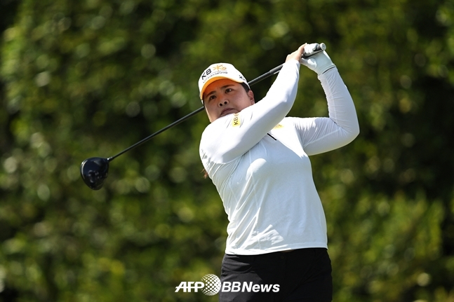 박인비가 25일(한국시간) LPGA 디오임플란트 LA오픈 최종라운드에서 티샷을 하고 있다./AFPBBNews=뉴스1