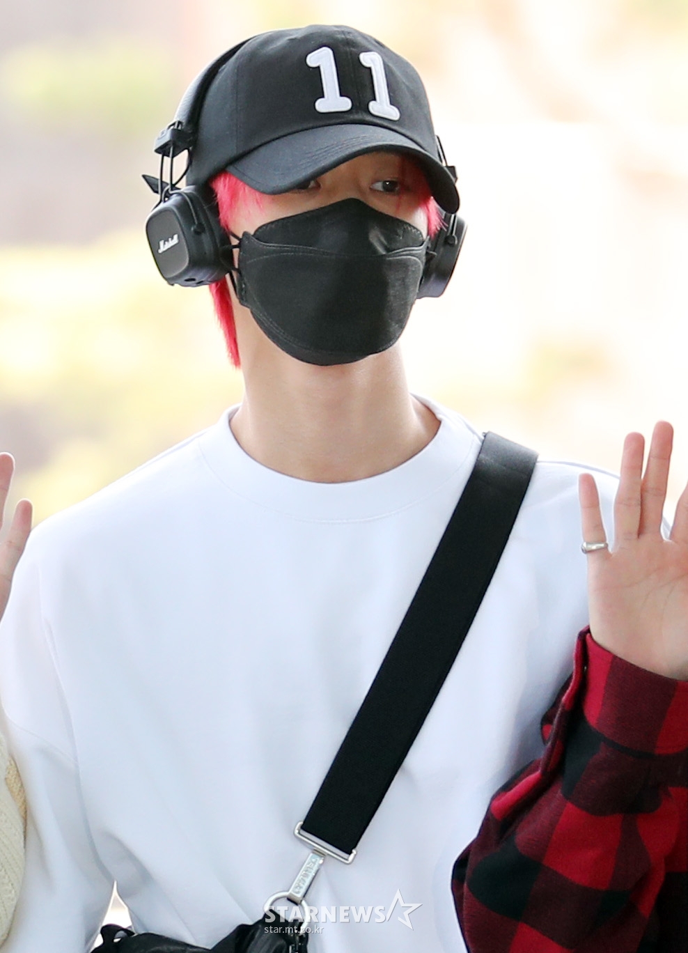 그룹 세븐틴 디에잇이 'SEVENTEEN 2022 JAPAN FANMEETING 'HANABI'' 일정을 위해 2일 오전 인천국제공항을 통해 출국하고 있다. 2022.05.02 /사진=임성균 기자 tjdrbs23@