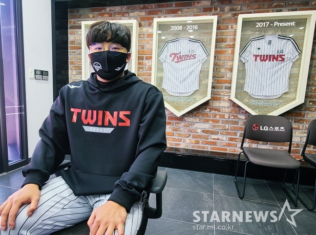 지난 2월 스프링캠프에서 만난 이지강. /사진=김우종 기자