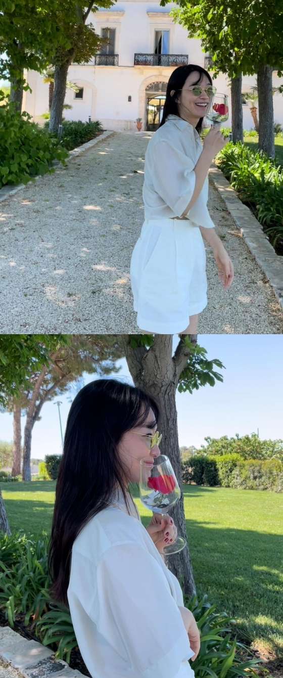 /사진=신민아 인스타그램