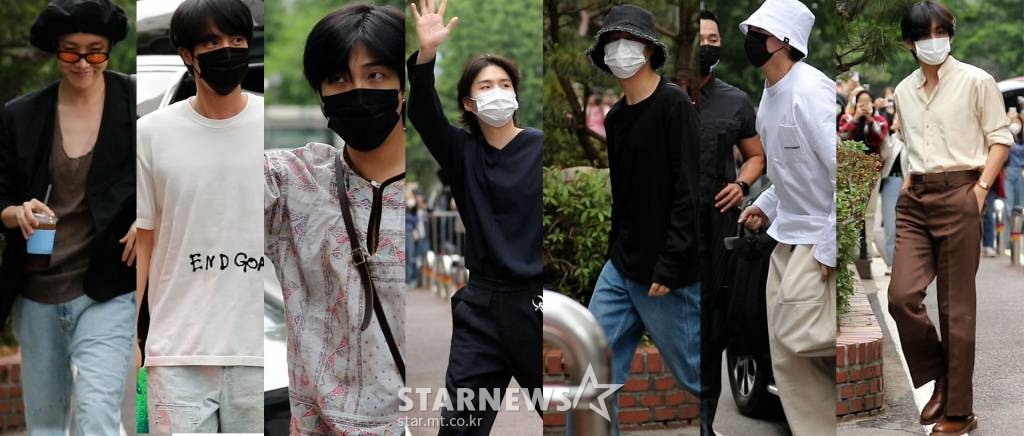 그룹 방탄소년단 제이홉, 진, RM, 슈가, 지민, 정국, 뷔가 10일 오후 서울 여의도 KBS공대홀에서 진행되는 '뮤직뱅크' 사전녹화를 위해 도착하고 있다. 2022.06.10 /사진=임성균 기자 tjdrbs23@