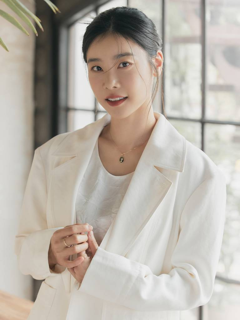 배우 박소진이 13일 오후 서울 종로구 한 카페에서 진행된 tvN 금토드라마 '별똥별' 종영 기념 인터뷰에 앞서 포즈를 취하고 있다. 박소진은 극 중 연예부 기자이자 오한별(이성경 분)의 절친한 친구인 조기쁨 역을 맡아 열연했다. / 사진제공 = 눈컴퍼니 /사진=김창현 기자 chmt@