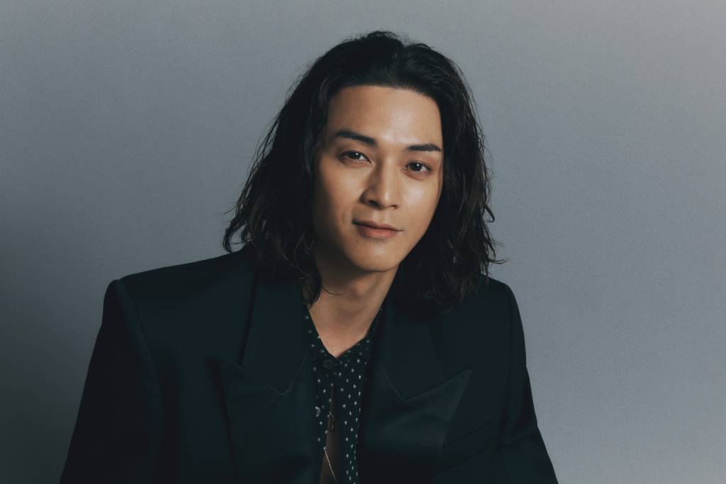 넷플릭스 오리지널 드라마 '종이의 집' 배우 김지훈이 1일 오전 진행된 화상 인터뷰를 위해 포즈를 취하고 있다. '종이의 집'은 통일을 앞둔 한반도를 배경으로 천재적 전략가와 각기 다른 개성 및 능력을 지닌 강도들이 기상천외한 변수에 맞서며 벌이는 사상 초유의 인질 강도극을 그린 넷플릭스 드라마다. /사진제공=넷플릭스 2022.07.01 /사진=이동훈 기자 photoguy@