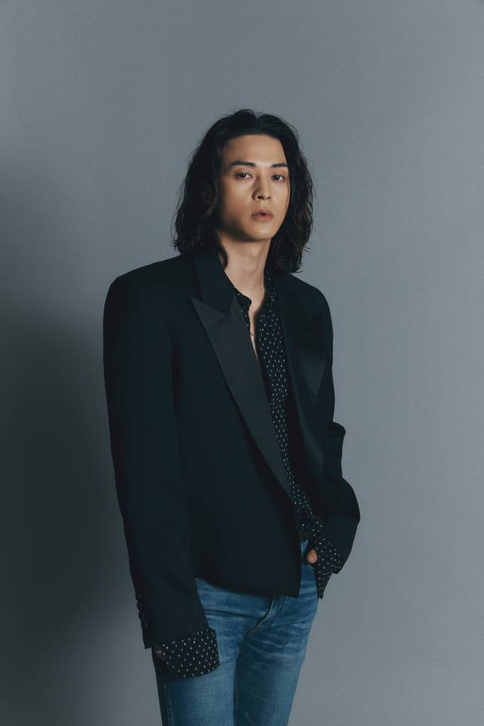 넷플릭스 오리지널 드라마 '종이의 집' 배우 김지훈이 1일 오전 진행된 화상 인터뷰를 위해 포즈를 취하고 있다. '종이의 집'은 통일을 앞둔 한반도를 배경으로 천재적 전략가와 각기 다른 개성 및 능력을 지닌 강도들이 기상천외한 변수에 맞서며 벌이는 사상 초유의 인질 강도극을 그린 넷플릭스 드라마다. /사진제공=넷플릭스 2022.07.01 /사진=이동훈 기자 photoguy@