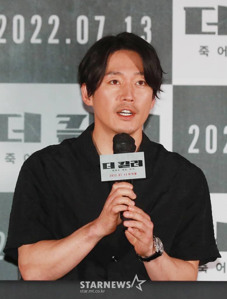 배우 장혁이 4일 오후 서울 CGV용산아이파크몰에서 진행된 영화 '더 킬러 : 죽어도 되는 아이'(감독 최재훈) 언론시사회에 참석해 질문에 답하고 있다. 호화로운 은퇴 생활을 즐기던 업계 최강 킬러 의강이 자신을 건드린 놈들을 끝까지 쫓아 응징하는 스트레이트 액션 영화 ‘더 킬러’는 오는 13일 개봉된다. /2022.07.04 /사진=이동훈 기자 photoguy@