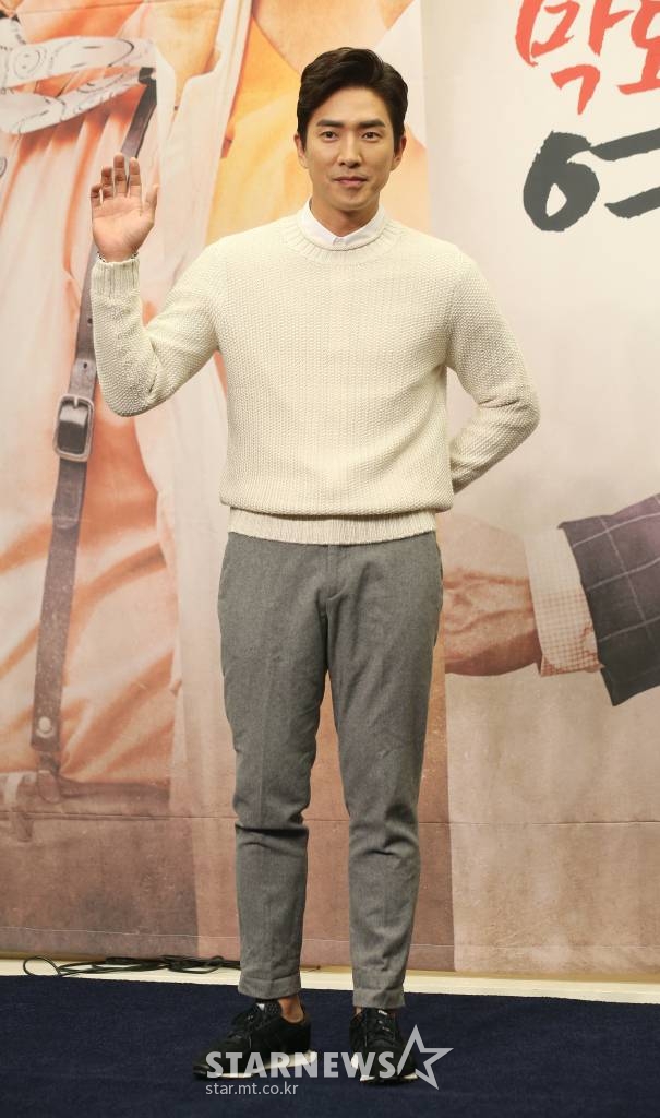 26일 오후 서울 마포구 상암동 한 호텔에서 tvN 드라마 '막돼먹은 영애씨' 시즌15 제작발표회가 진행되고 있다. 노처녀 캐릭터를 중심으로 대한민국 직장인의 현실을 담아낸 드라마 '막돼먹은 영애씨' 시즌15는 오는 31일 첫 방송될 예정이다. 김현숙, 이승준, 조동혁, 라미란, 고세원, 윤서현, 정지순, 조덕제, 송민형, 김정하, 정다혜, 스잘, 이수민, 정수환, 한상재PD /사진=이동훈 기자 photoguy@