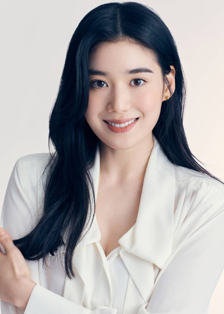 쿠팡플레이 오리지널 드라마 '안나'의 배우 정은채가 7일 오전 진행된 라운드 인터뷰를 위해 포즈를 취하고 있다.  '안나'는 이름, 가족, 학력, 과거까지 사소한 거짓말을 시작으로 완전히 다른 사람의 인생을 살게 된 여자의 이야기다. /사진제공=쿠팡플레이 2022.07.07 /사진=이동훈 기자 photoguy@
