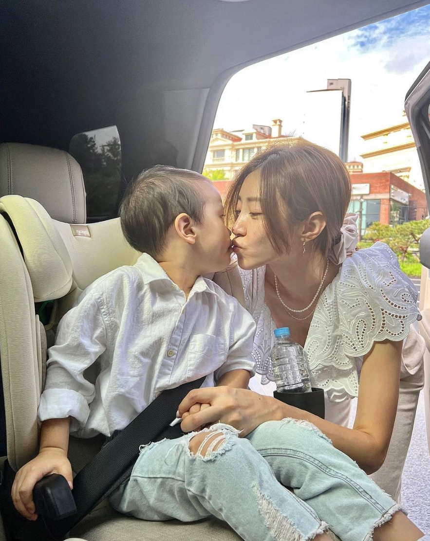 /사진=서하얀 인스타그램
