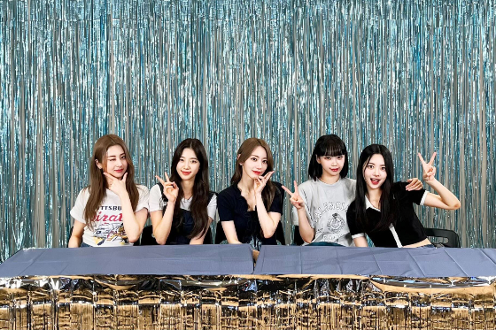 르세라핌 스페셜 온라인 이벤트/사진제공=쏘스뮤직