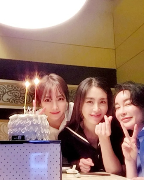 /사진=송윤아 인스타그램