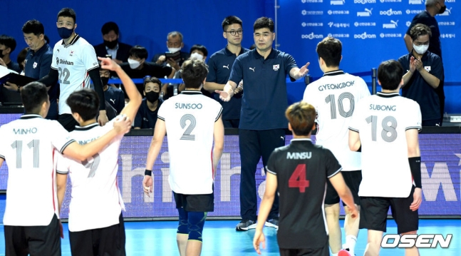 2022 국제배구연맹(FIVB) 발리볼챌린저컵(VCC)에 출전한 한국 남자배구 국가대표팀 선수단./사진=OSEN