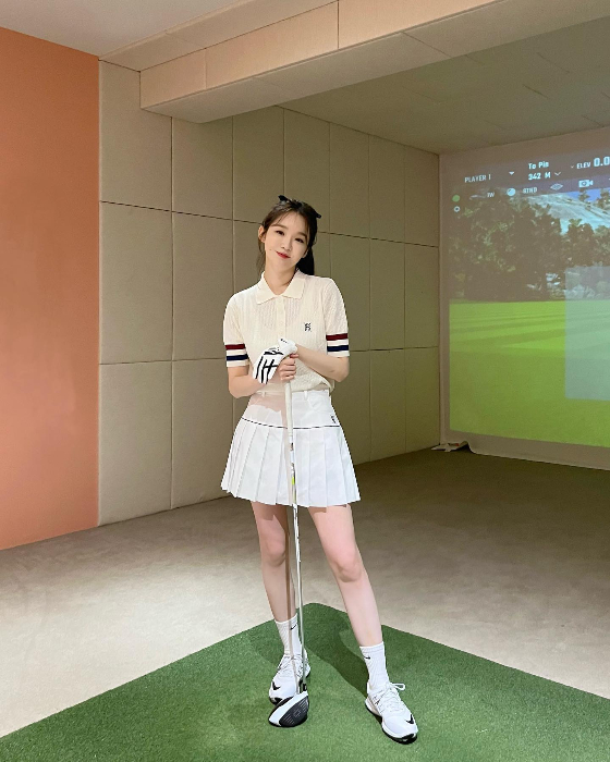 강민경./사진=강민경 인스타그램