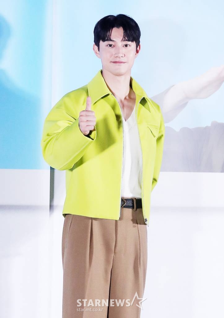 배우 곽동연이 10일 오후 서울 용산구 아이파크몰 CGV에서 진행된 영화 '육사오' 언론시사회 및 기자간담회에 참석해 포즈를 취하고 있다. '육사오'는 바람을 타고 군사분계선을 넘어가버린 57억 1등 로또를 둘러싼 남북 군인들간의 코믹 접선극이다. 오는 24일 개봉. 2022.08.10 /사진=김창현 기자 chmt@