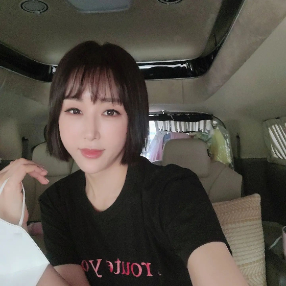 방송인 한영./사진=한영 인스타그램