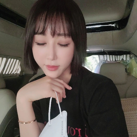 방송인 한영./사진=한영 인스타그램