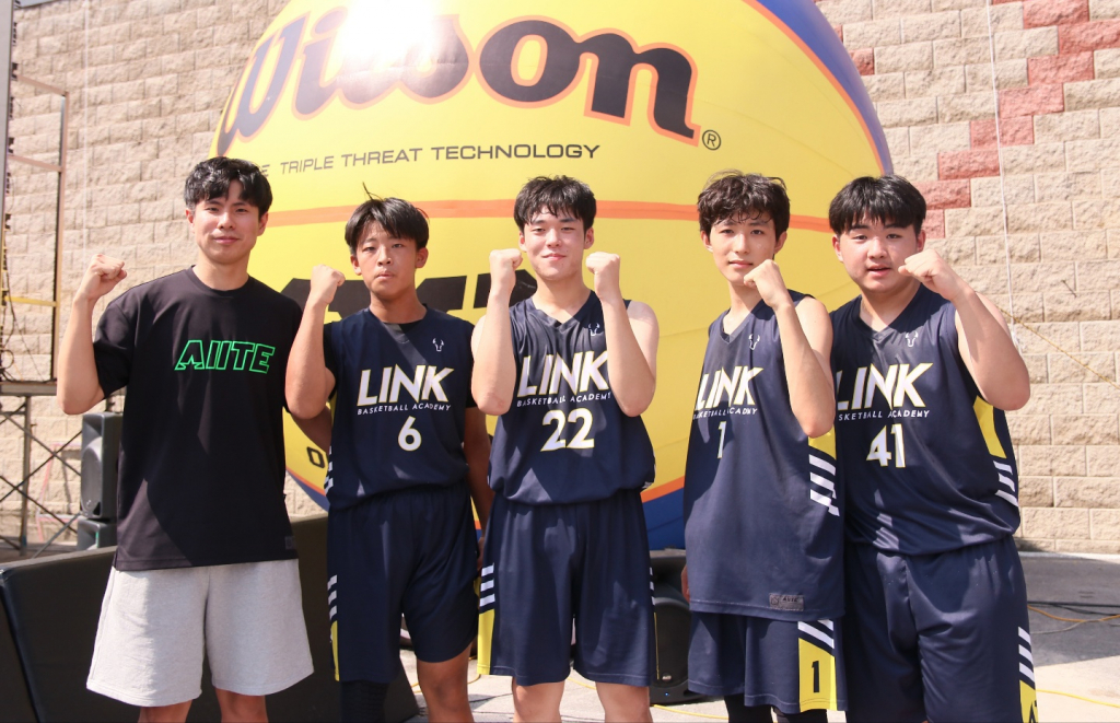 u15우승팀 제주링크 김지훈 코치와 선수들/사진제공=kxo