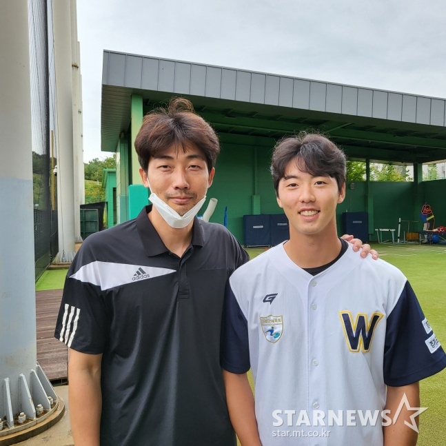 김용의 LG 스카우트(왼쪽)와 손정빈./사진=손정빈 제공