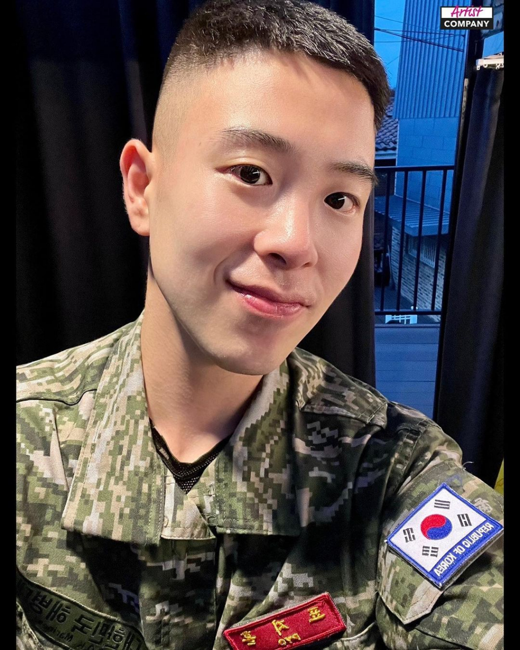 /사진=아티스트 컴퍼니 인스타그램