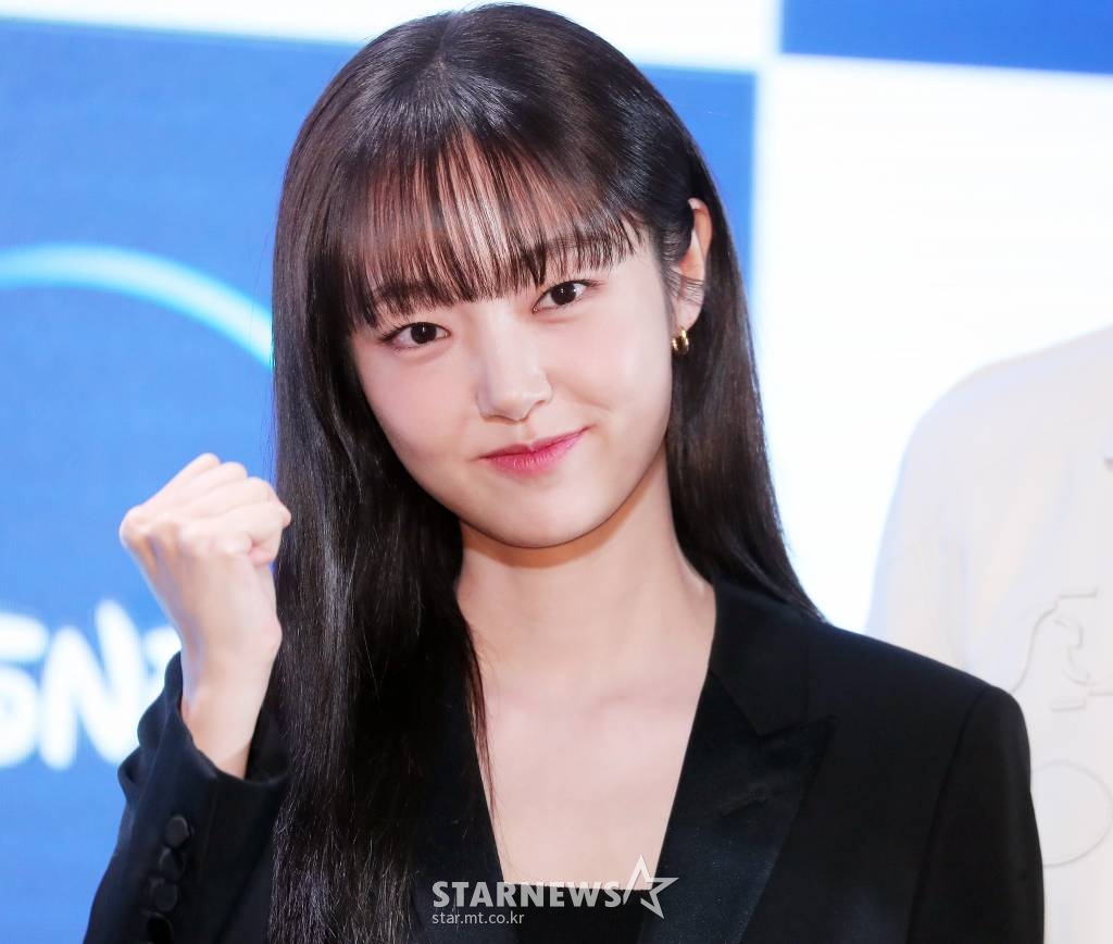 배우 김혜준이 7일 오전 부산 해운대구 그랜드 조선에서 열린 디즈니+ 오리지널 시리즈 '커넥트' 기자간담회에 참석해 포즈를 취하고 있다. '커넥트'는 죽지 않는 몸을 가진 새로운 인종, '커넥트' 동수가 장기밀매 조직에게 납치당해 한쪽 눈을 빼앗긴 뒤, 자신의 눈이 대한민국을 떠들썩하게 만든 연쇄살인마에게 이식됐다는 것을 알고 그를 쫓는 지독한 추격을 담아낸 이야기다. 12월 공개 예정. 2022.10.07 /사진=김창현 기자 chmt@