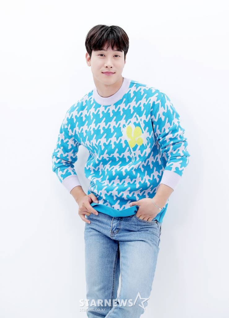배우 이시강 인터뷰 /사진=김창현 기자 chmt@