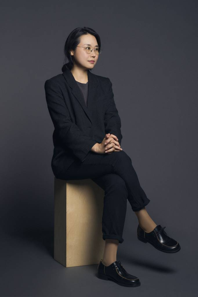 넷플릭스 오리지널 시리즈 '글리치'의 노덕 감독이 12일 오전 진행된 인터뷰를 위해 포즈를 취하고 있다. /사진제공=넷플릭스 2022.10.12 /사진=이동훈 기자 photoguy@