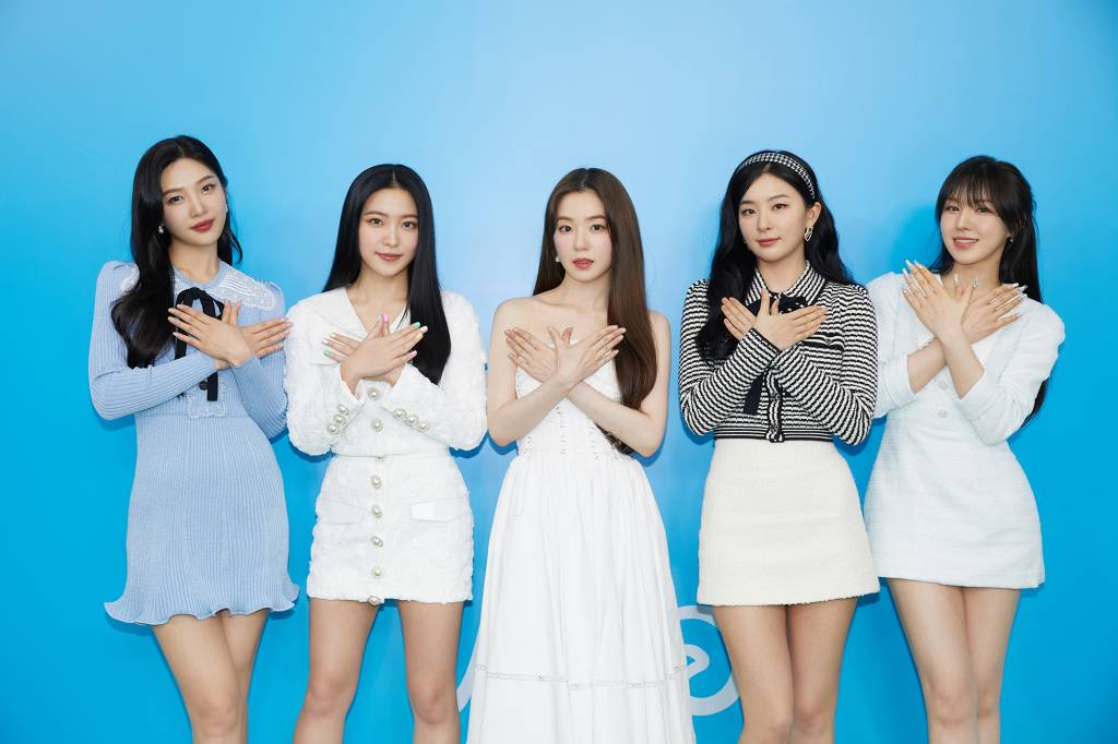 걸그룹 레드벨벳(Red Velvet)이 3월 21일 오후 온라인 생중계로 진행된 새 미니앨범 'The ReVe Festival 2022 - Feel My Rhythm'(더 리브 페스티벌 2022 - 필 마이 리듬) 발매기념 기자간담회를 위해 포즈를 취하고 있다. /사진제공=SM엔터테인먼트 2022.03.21 /사진=이동훈 기자 photoguy@