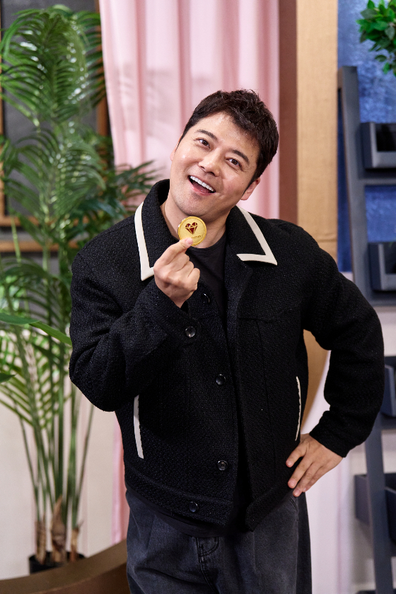 티빙 오리지널 '러브캐처 인 발리'의 전현무./사진=티빙
