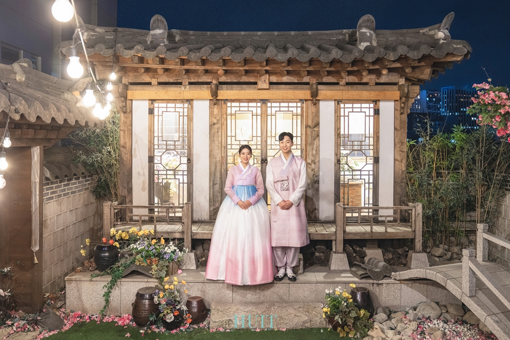 /사진제공=해피메리드컴퍼니, 웨딩디렉터봉드, 로자스포사, 스플렌디노, 쇼위플로라, 모아위, 어반스튜디오, 규중칠우, 정부자스타일리스트, 웨딩미