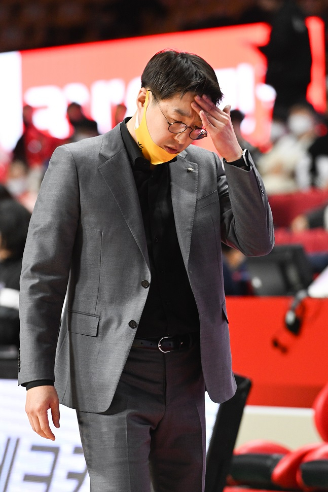김완수 KB스타즈 감독. /사진=WKBL 제공