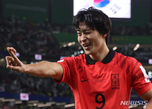 조규성이 11월 28일(현지시간) 가나와 경기에서 동점골을 넣고 세리머니를 하고 있다. /사진=뉴시스