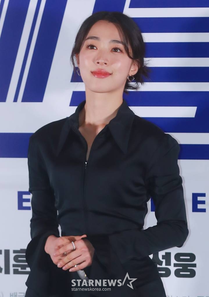 배우 최성은이 21일 오후 서울 강남구 코엑스 메가박스에서 진행된 영화 '젠틀맨'(감독 김경원) 언론시사회에 참석해 포즈를 취하고 있다.  성공률 100% 흥신소 사장 지현수(주지훈)가 실종된 의뢰인을 찾기 위해 검사 행세를 하며 불법, 합법 따지지 않고 나쁜 놈들을 쫓는 범죄 오락 영화 '젠틀맨'은 오는 28일 개봉한다. /2022.12.21 /사진=이동훈 기자 photoguy@