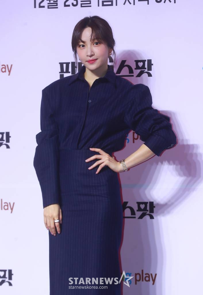 배우 안희연이 22일 오전 서울 강남구 조선 팰리스 호텔에서 진행된 쿠팡플레이 시리즈 '판타G스팟' 제작발표회에 참석해 포즈를 취하고 있다. 한번도 느껴본 적 없는 ‘희재(안희연)’와 사랑 없는 관계만 즐기는 ‘미나(배우희)’, 두 사람이 섹스 카운슬링을 진행하며 스스로를 알아가는 이야기 '판타G스팟'은 오는 23일 공개된다. /2022.12.22 /사진=이동훈 기자 photoguy@
