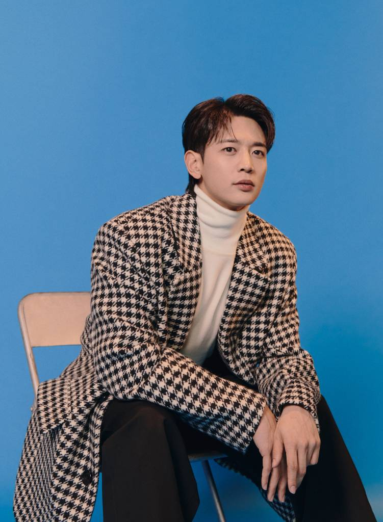 넷플릭스 오리지널 시리즈 '더 패뷸러스'의 주연배우 최민호가 27일 오전 진행된 인터뷰를 위해 포즈를 취하고 있다. '더 패뷸러스'는 패션(fashion)이라 쓰고 열정(passion)이라 읽는 패션계에 인생을 바친 청춘들의 꿈과 사랑, 우정을 그린 하이퍼리얼리즘 로맨스다. /사진제공=넷플릭스 2022.12.27 /사진=이동훈 기자 photoguy@