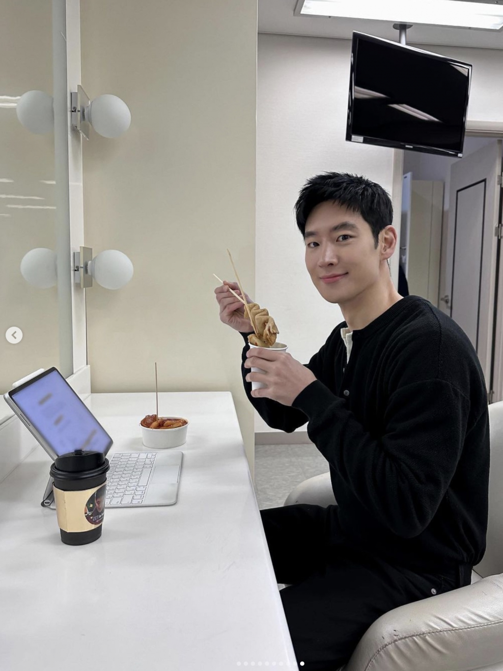 /사진=이제훈 인스타그램