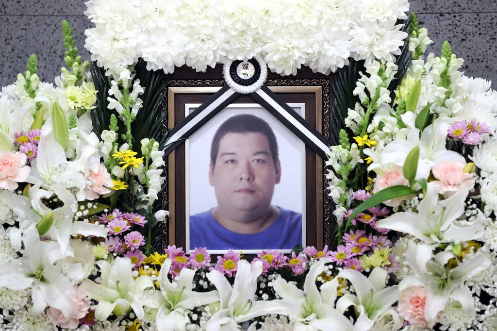 가수 빅죠(본명 벌크 죠셉)의 빈소가 7일 오후 인천 서구 가톨릭관동대학교 국제성모병원 장례식장에 마련됐다. 발인은 오는 9일 오전 8시이며, 장지는 인천가족공원이다. /사진공동취재단 /사진=이동훈 기자 photoguy@