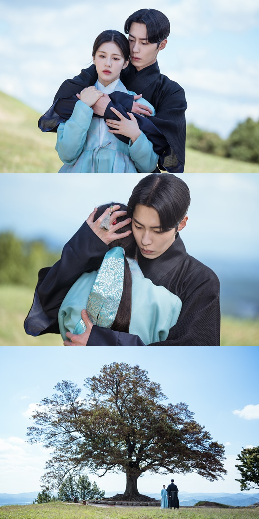 tvN 토일드라마 '환혼: 빛과 그림자'의 이재욱, 고윤정./사진제공=tvN '환혼: 빛과 그림자'