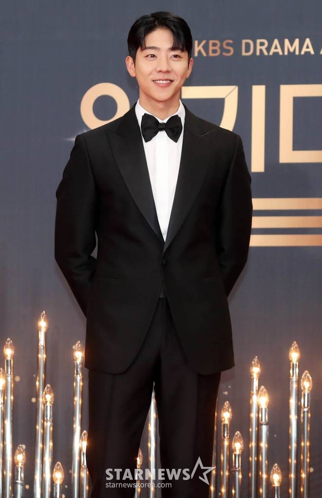 배우 채종협이 31일 오후 서울 여의도 KBS홀에서 열린 'KBS 연기대상' 레드카펫 행사에 참석해 포즈를 취하고 있다. 2022.12.31 /사진=임성균 기자 tjdrbs23@