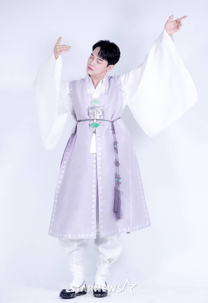 트로트 가수 이대원 설날 한복 인터뷰 /사진=김창현 기자 chmt@