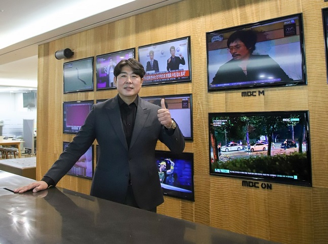 해설위원으로 복귀한 정민철 전 한화 단장. /사진=MBC스포츠플러스 제공