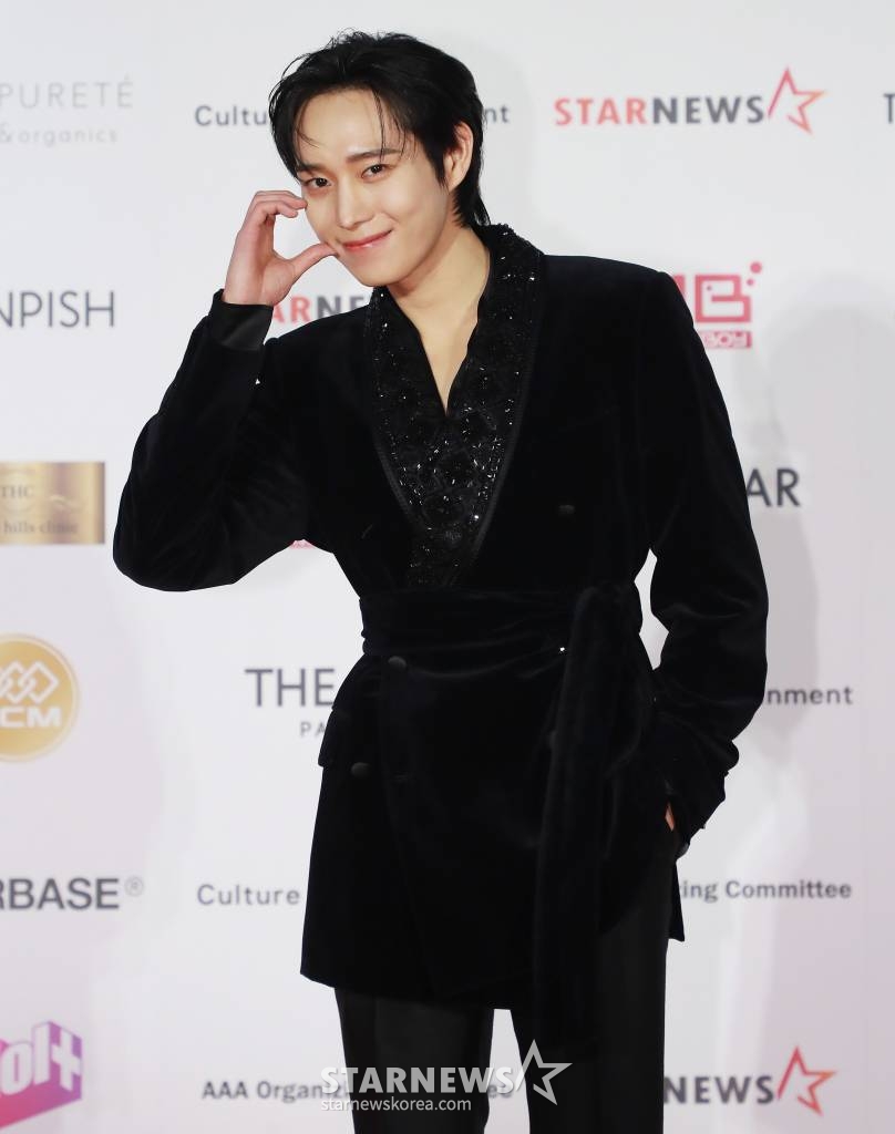 배우 김영대가 13일 오후 일본 나고야 니혼가이시홀에서 열린 스타뉴스-미디어보이 주최 '2022 Asia Artist Awards IN JAPAN'(2022 아시아 아티스트 어워즈, 이하 2022 AAA) 레드카펫 행사에 참석해 포즈를 취하고 있다. 스타뉴스와 미디어보이가 주최하고 Asia Artist Awards 조직위원회와 더스타파트너, 컬쳐 엔터테인먼트가 공동 주관하는 글로벌 NO.1 시상식 '2022 AAA'에는 올 한 해 동안 국내외에서 많은 사랑을 받은 가수, 배우들이 참석해 눈을 뗄 수 없는 화려한 글로벌 축제의 장을 펼친다. 2022.12.13 /사진=이동훈 기자 photoguy@
