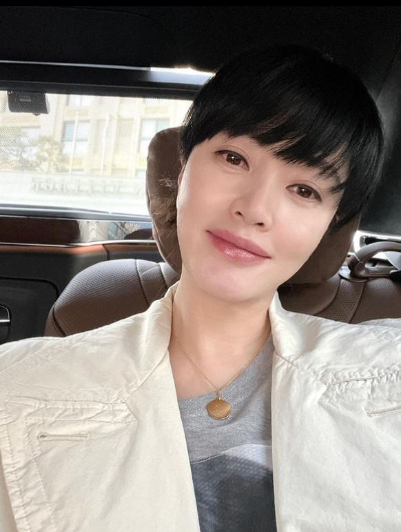 배우 김혜수 /사진=인스타그램