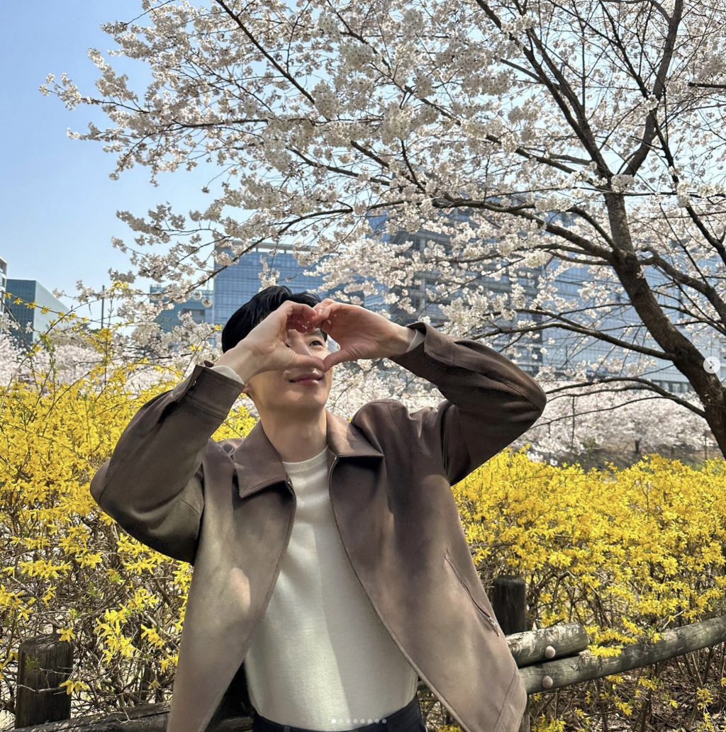 /사진=이제훈 인스타그램