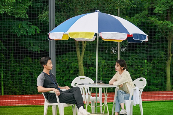박서준 아이유 / 사진='드림'