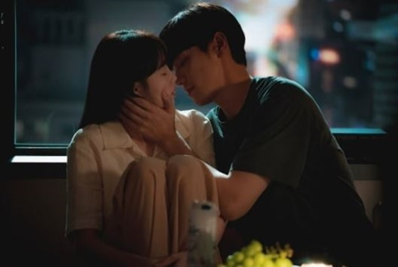 '사랑이라 말해요' 김영광, 이성경 /사진제공=월트디즈니컴퍼니 코리아