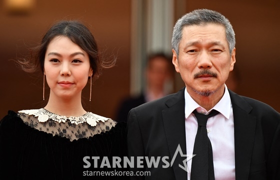 2017년 칸 국제영화제 참석한 김민희와 홍상수 감독 /사진=/AFPBBNews=뉴스1=스타뉴스
