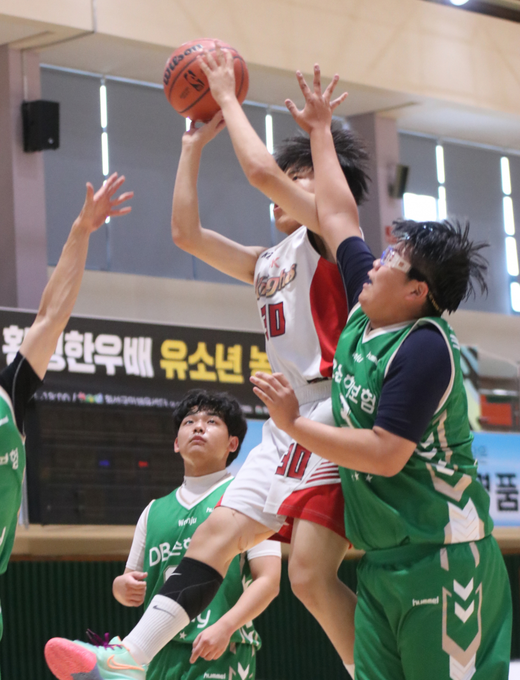 2022년에 열린 횡성한우배 유소년 농구클럽 최강전에서 유소년 선수들이 경기를 펼치고 있다/사진제공=KXO