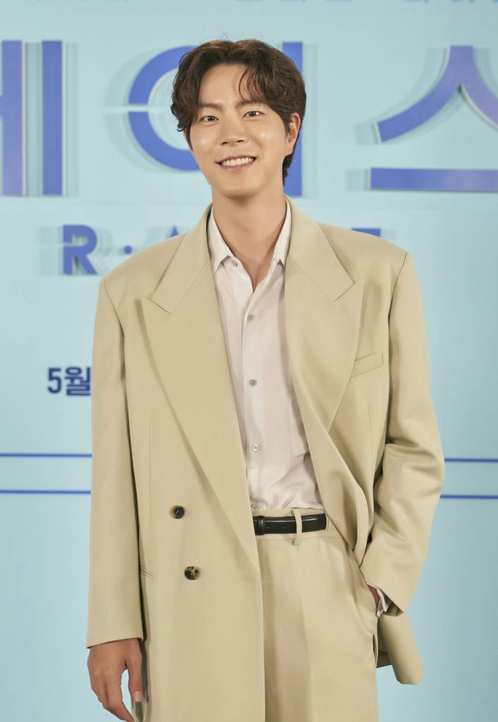 배우 홍종현이 8일 오전 온라인으로 진행된 디즈니+ '레이스' 제작발표회에 참석해 포즈를 취하고 있다. /사진제공=월트디즈니코리아 2023.05.08 /사진=이동훈 기자 photoguy@